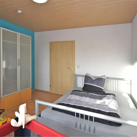 公寓 Modern With Private Garden In