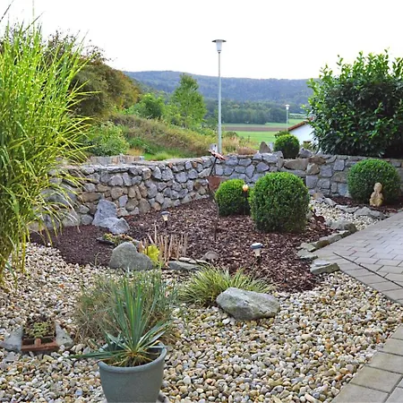 公寓 Modern With Private Garden In